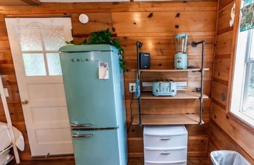 Holton Cottage | Big Blue Lake Cottages, LLC - Cottage #5