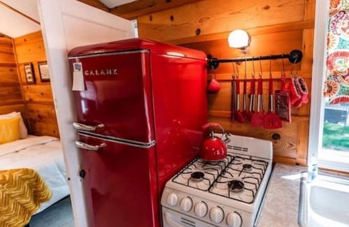 Holton Cottage | Big Blue Lake Cottages, LLC - Cottage #3