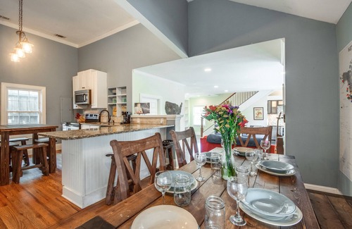 Shelby Hills House | Big Blue - Nashville's Premiere Home for Groups
