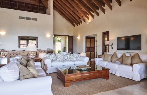 Carenage Villa | Big Blue Ocean Luxury villa