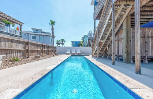 Safe Harbor House | Big Blue