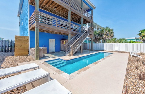Safe Harbor House | Big Blue
