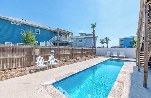 Safe Harbor House | Big Blue