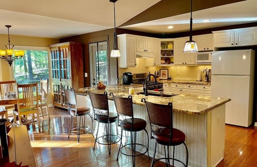 Big Canoe House | Big Canoe's most tranquil Golf & Mountain View