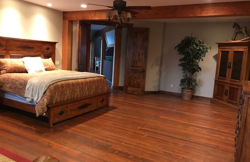 Bigfork Cabin | Big Cedar Lodge Secluded Near Flathead Lake - 20 Acres - 6 BD/7 BA Sleeps 14+