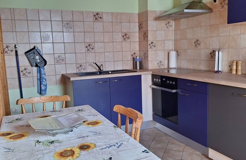 Tambach-Dietharz Apartment | Big, cosy holiday home, sleeping facilities for 3 people, 1 bedroom