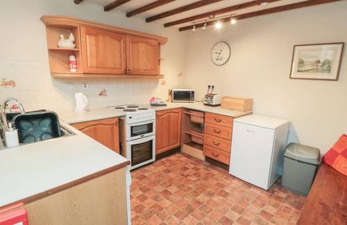 Fadmoor Cottage | BIG COTTAGE, pet friendly, character holiday cottage in Fadmoor