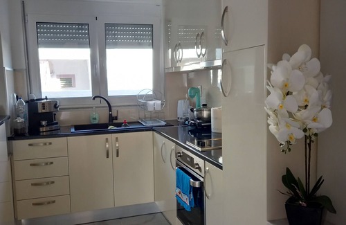 Kardamena Apartment | Big cozy apatrtment with private garden, 50ft from beach, 10 min from airport