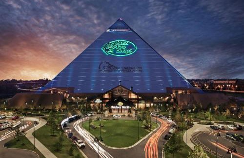 Pinch District Resort | Big Cypress Lodge