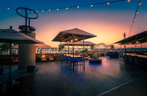 Pinch District Hotel | Big Cypress Lodge