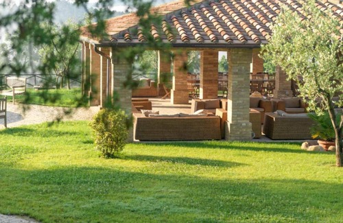 Monticiano Villa | Big Estate near Siena - exclusive use up to 27 guests