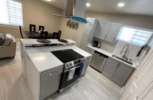El Paso House | Big Family Come to West side ELP and enjoy all duplex A and B