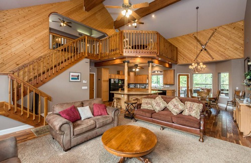 Granite Ridge House | Big family home with game room, WiFi, & gas fireplace - short drive to lake