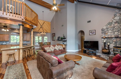 Granite Ridge House | Big family home with game room, WiFi, & gas fireplace - short drive to lake