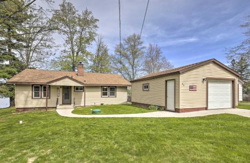 Rice Lake House | Big Fish Bay Hideaway - Rice Lake Home with Dock!