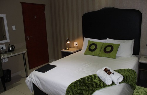 Umtata Bed & Breakfast | Big Five Guest House