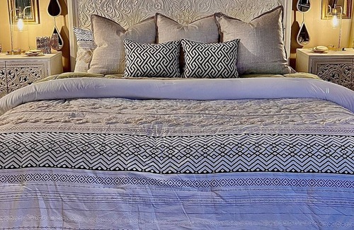 Matawan House | Big Gorgeous Home Close to the Beach