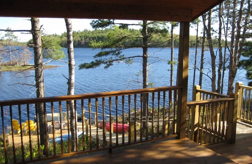 Queens House | Big ground, direktly at the lake, beautiful sunrises, nature pure