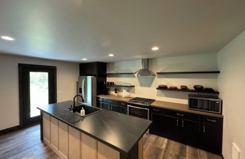 Melrose House | Big Hole River Bungalow - Suite 1 - Divide, MT