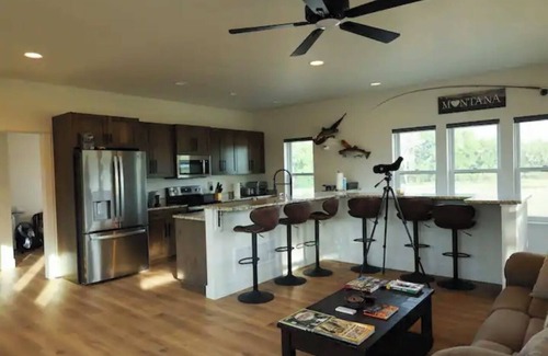 Glen House | Big Hole River Property- Lure House