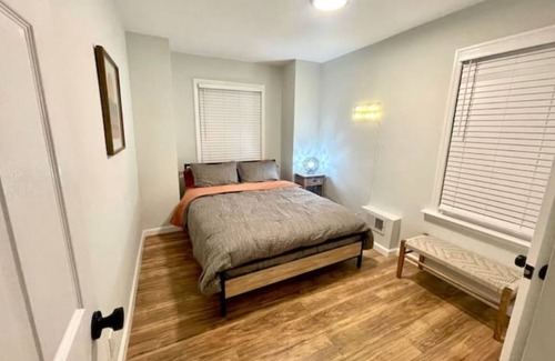 East Orange House | Big home Hospital/NYC/Airport