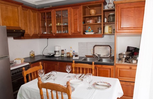 Trikala Apartment | Big house 95(sq ,m) 17,7min distance from Meteora Μonasteries Greece