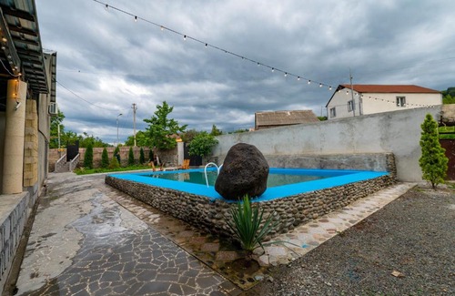 Armenia House | Big House Amoj