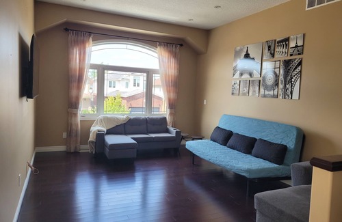 Highland West House | Big house for the big family!