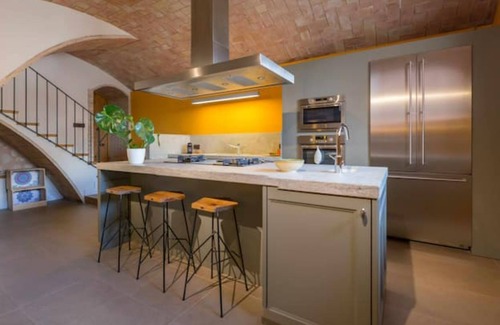 Aiguamurcia House | Big House, Les Apieres.