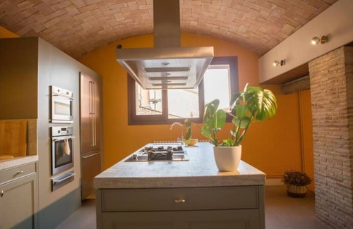 Aiguamurcia House | Big House, Les Apieres.