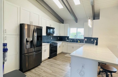 Discovery Harbour House | Big Island Green Sands House