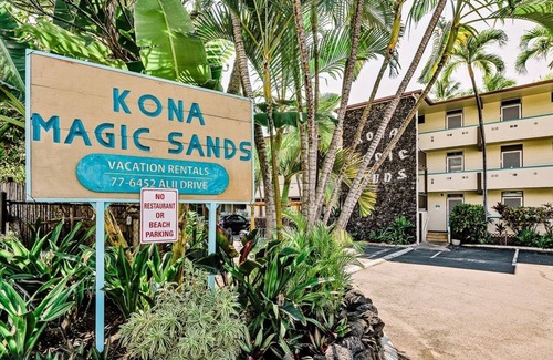 Kahaluu Bay Condo | Big Island Kona Magic Sands by Coldwell Banker Island Vacations