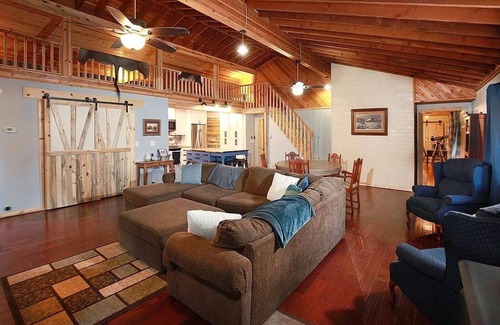 Greer Cabin | BIg K Hideaway in Greer, AZ