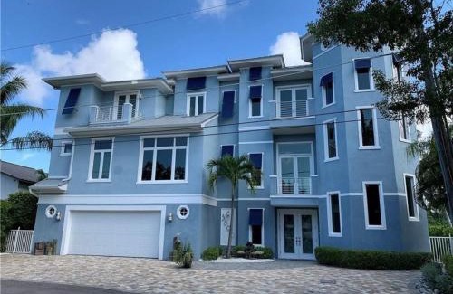 Bonita Springs House | Big Kahuna