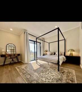 Kareeberg House | Big M's Luxurious home