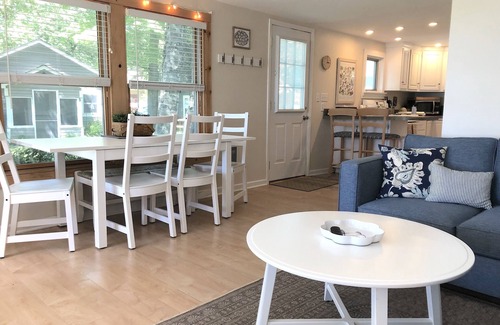 Honor Cottage | Big Platte Lake Waterfront Cottage
