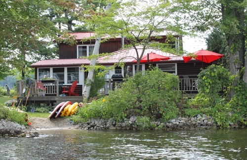 Drummond-North Elmsley Cottage | Big Rideau Lake Experience