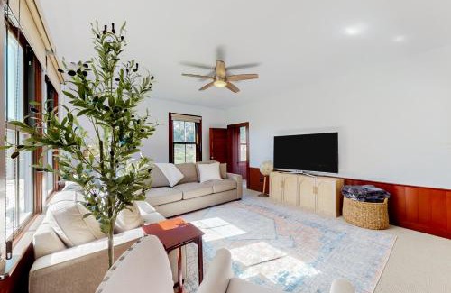 Mendocino House | Big River Retreat