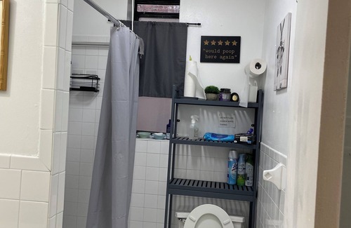 University Heights Apartment | Big room in a 3 bedroom apartment