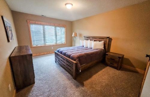 McGregor Hotel | Big Sandy Lodge and Resort