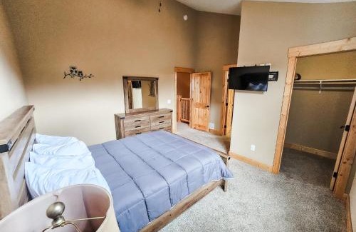 McGregor Hotel | Big Sandy Lodge and Resort