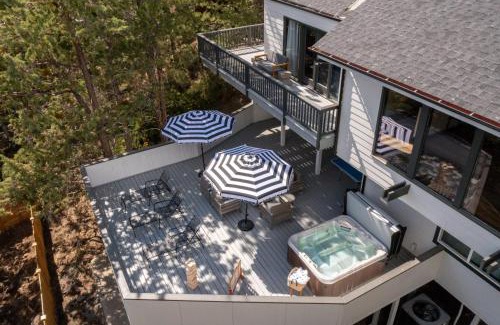 West Hills House | Big Sky by AvantStay Mountain Home w Great Views Hot Tub Al Fresco Dining