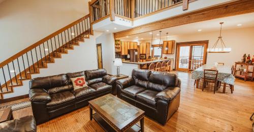 Nashville House | Big Sky Cabin