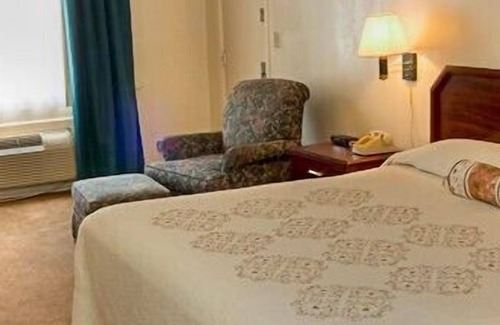 Superior Hotel | Big Sky Motel