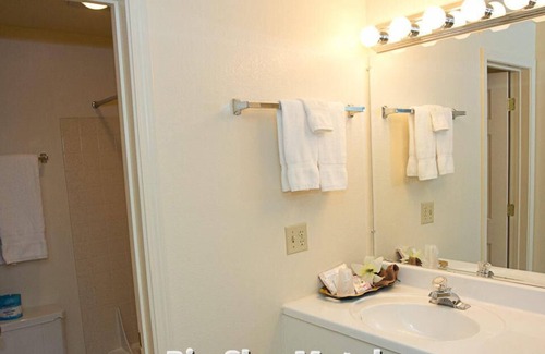 Superior Hotel | Big Sky Motel