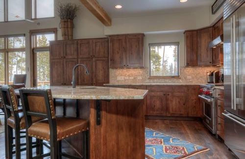 Powder Ridge Ski Chalet | Big Sky Vacation Rentals: Homestead 5 Claim Jumper