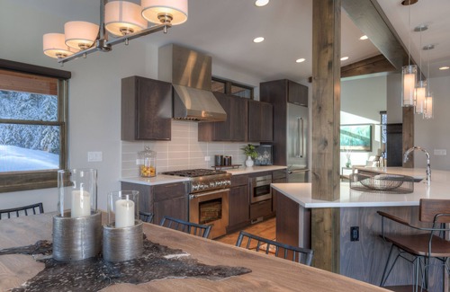 Powder Ridge Ski Chalet | Big Sky Vacation Rentals: Homestead 10 Claim Jumper