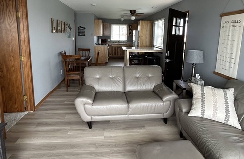 Spirit Lake House | Big Spirit - Lake Front Getaway