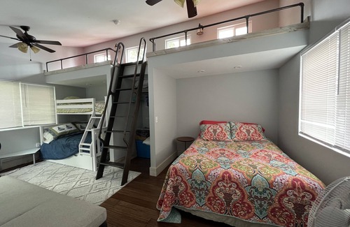 Baldwin House | Big Star Lake Beach TIme! Newly remodeled cottage for lake front summer fun!