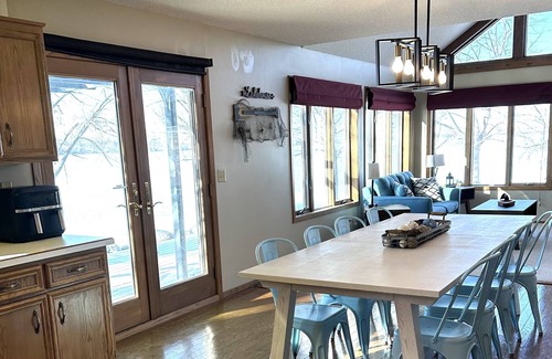 Ortonville Cabin | Big Stone Lake Family Cabin II: Lakefront